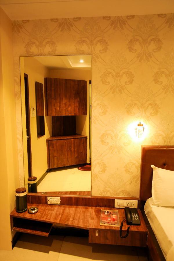 فندق Garden Creek Residency - Near To Mumbai International Airport المظهر الخارجي الصورة